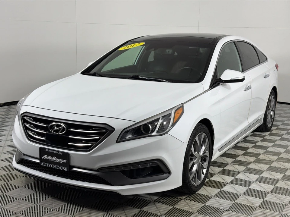 2017 Hyundai Sonata - Image 10 of 12
