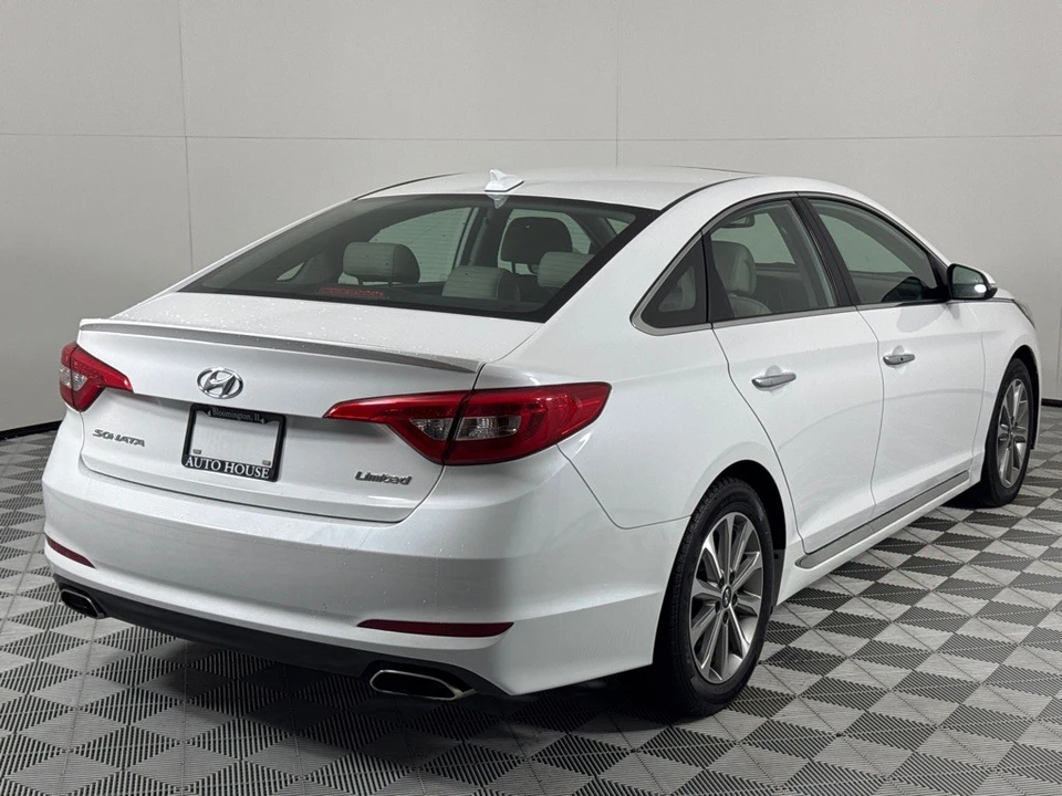 2017 Hyundai Sonata - Image 5 of 12
