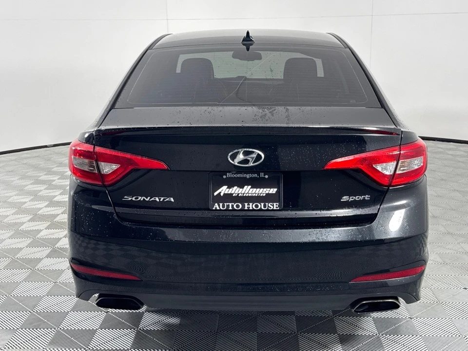 2017 Hyundai Sonata - Image 6 of 12