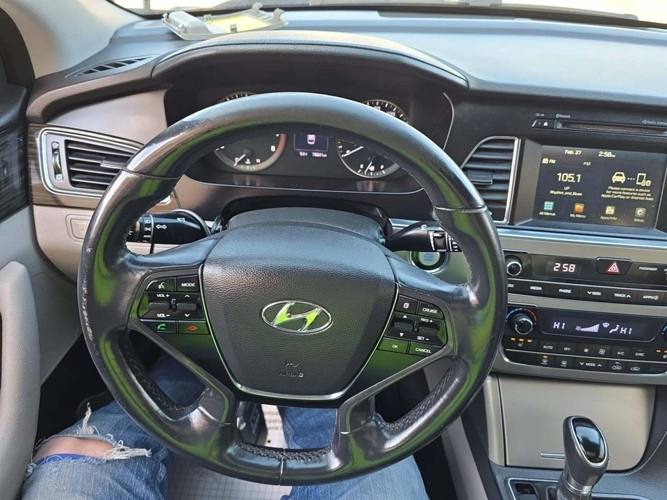 2017 Hyundai Sonata - Image 11 of 20