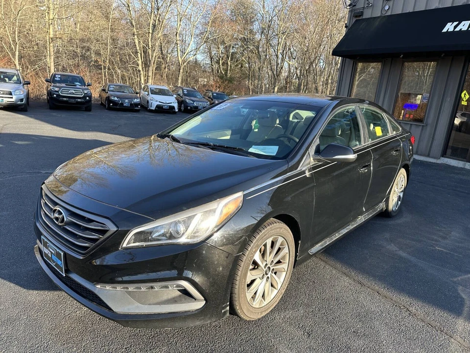 2017 Hyundai Sonata - Image 4 of 21