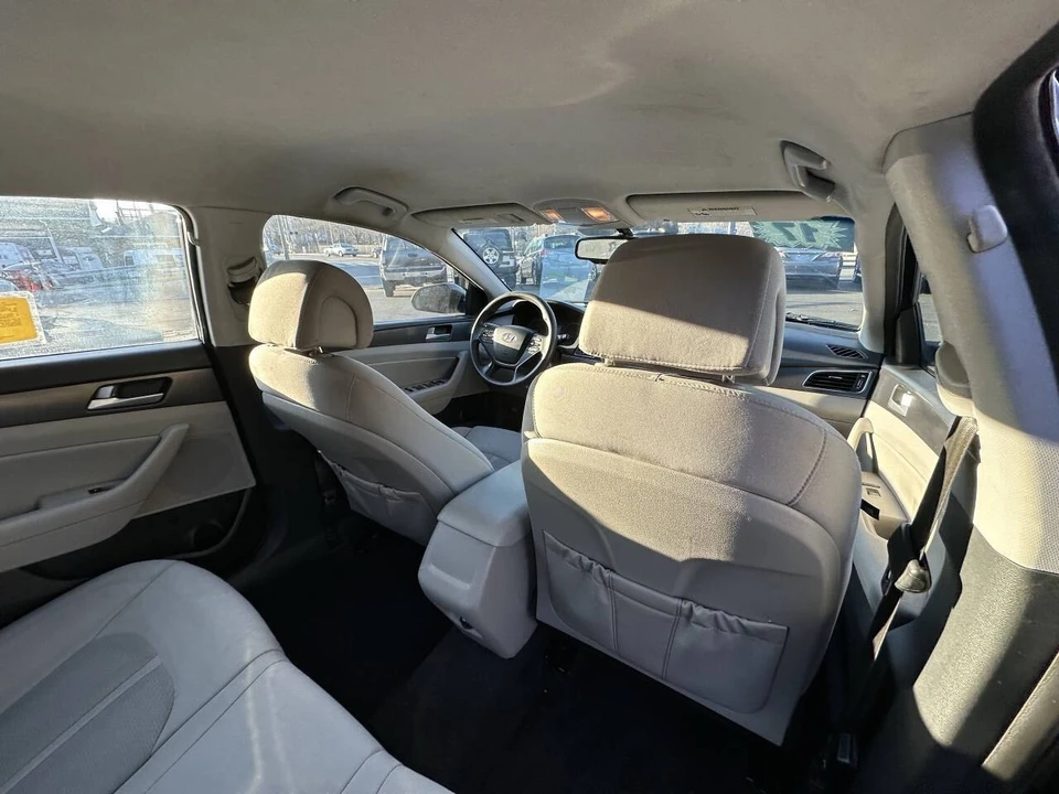 2017 Hyundai Sonata - Image 19 of 21