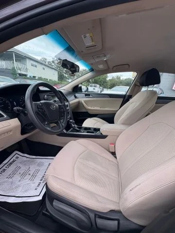 2017 Hyundai Sonata - Image 6 of 8