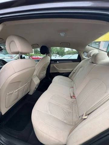 2017 Hyundai Sonata - Image 7 of 8