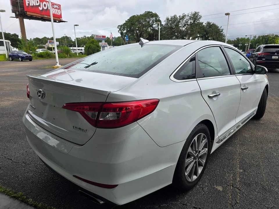 2017 Hyundai Sonata - Image 9 of 21