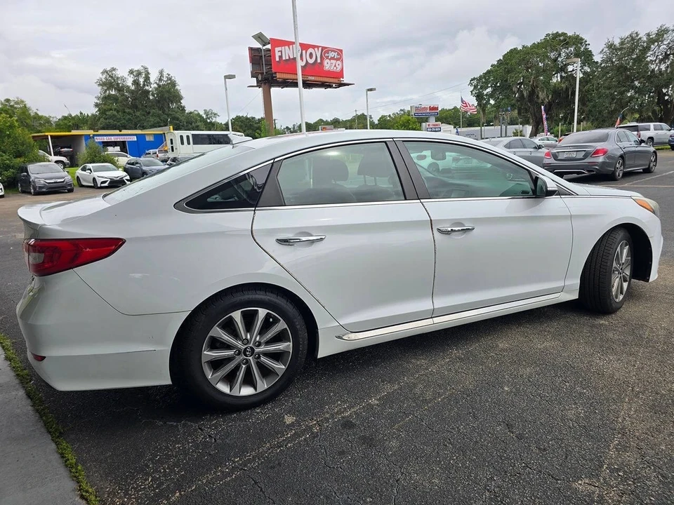 2017 Hyundai Sonata - Image 11 of 21