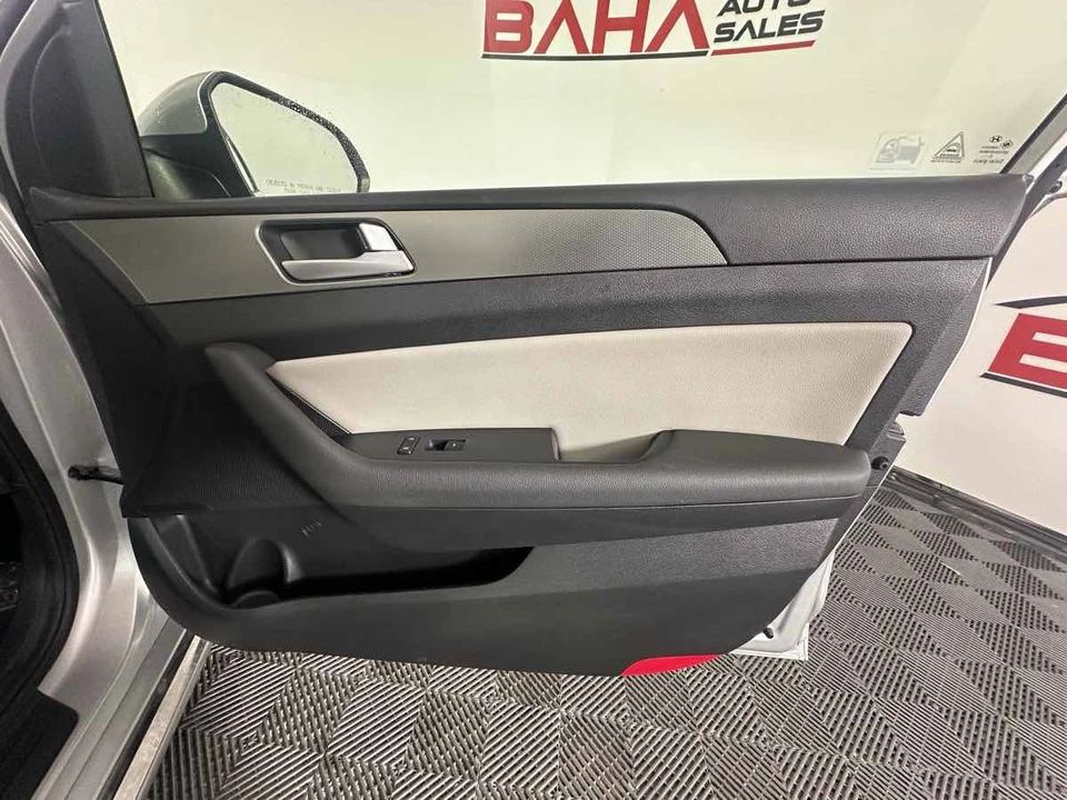 2017 Hyundai Sonata - Image 16 of 21