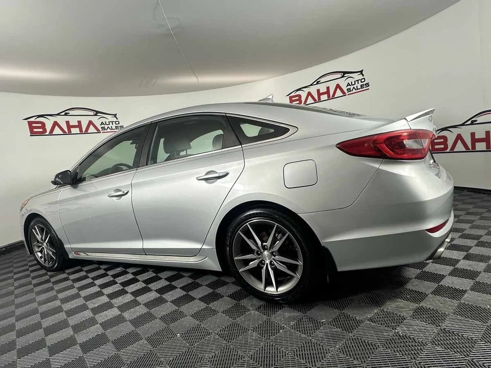 2017 Hyundai Sonata - Image 6 of 21