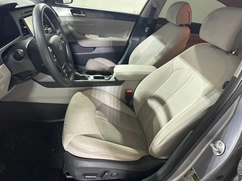 2017 Hyundai Sonata - Image 11 of 12