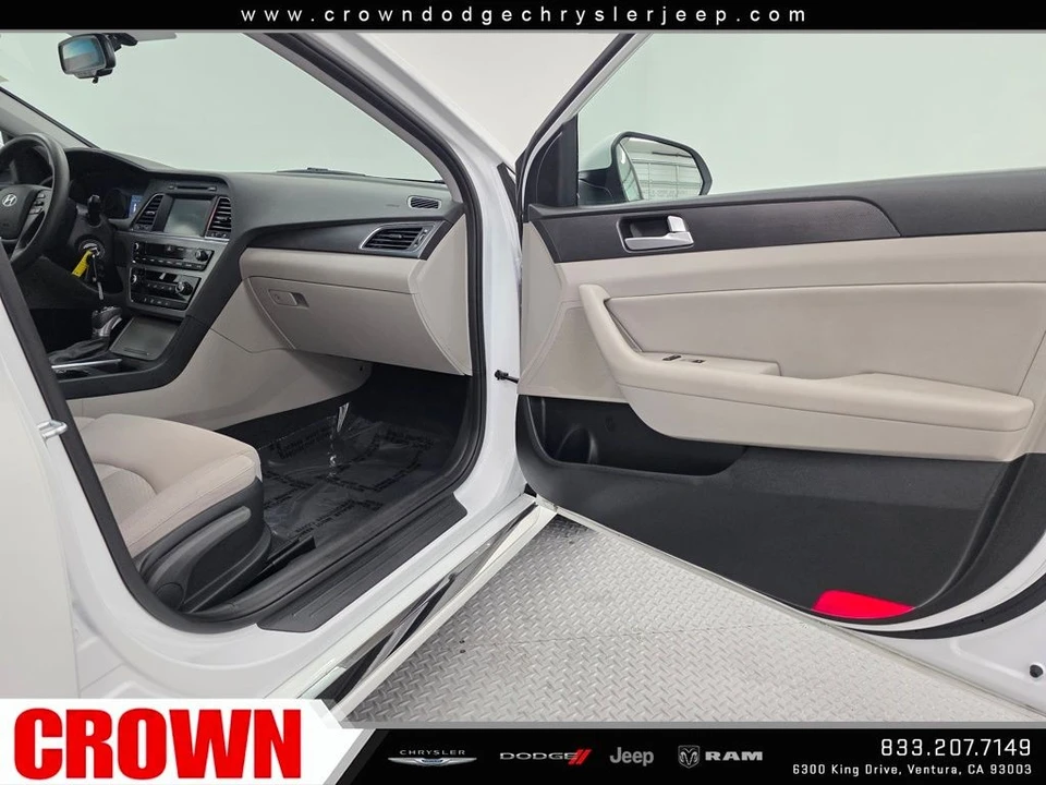 2017 Hyundai Sonata - Image 14 of 21