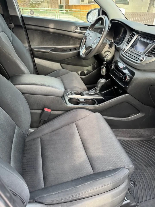 2017 Hyundai Tucson - Image 6 of 6