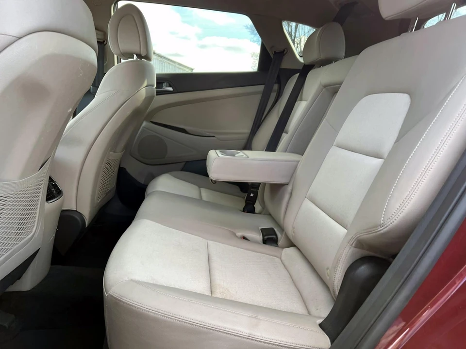 2017 Hyundai Tucson - Image 10 of 21