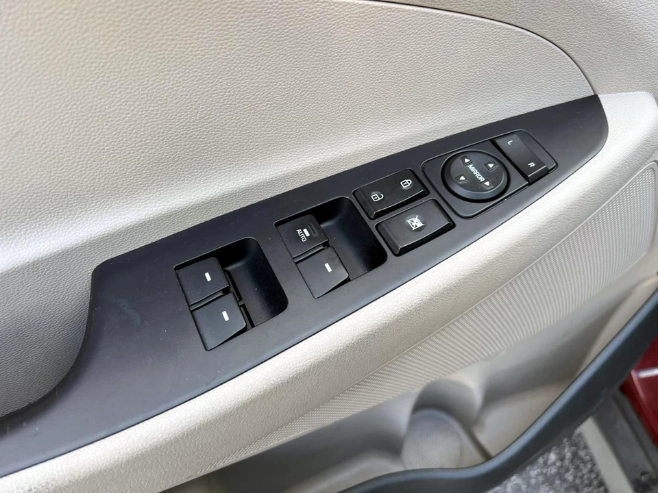 2017 Hyundai Tucson - Image 16 of 21