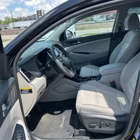 2017 Hyundai Tucson - Image 19 of 21