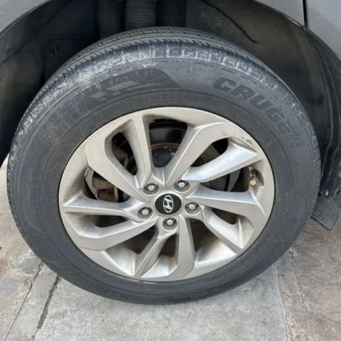 2017 Hyundai Tucson - Image 16 of 21
