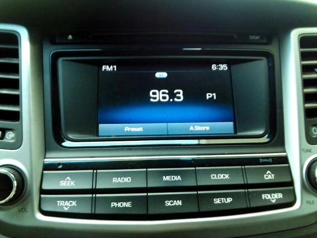 2017 Hyundai Tucson - Image 20 of 21