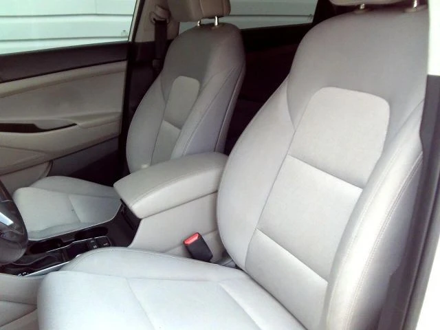 2017 Hyundai Tucson - Image 17 of 21