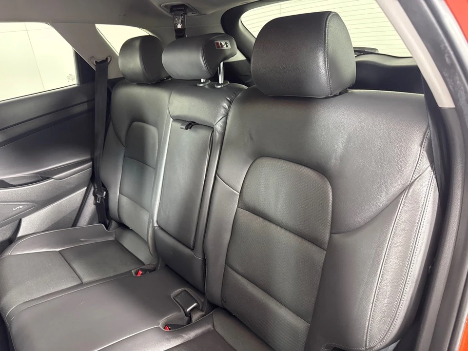2017 Hyundai Tucson - Image 19 of 21