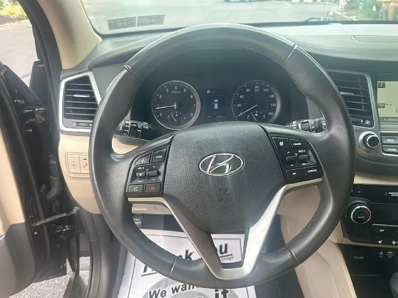 2017 Hyundai Tucson - Image 7 of 12