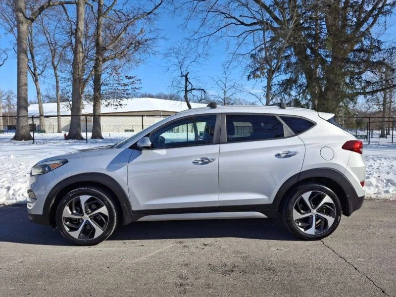 2017 Hyundai Tucson - Image 10 of 12