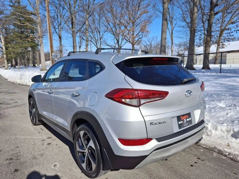 2017 Hyundai Tucson - Image 11 of 12