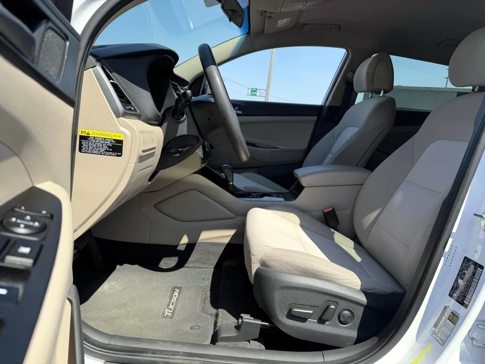 2017 Hyundai Tucson - Image 8 of 21