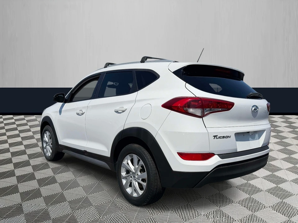 2017 Hyundai Tucson - Image 4 of 21