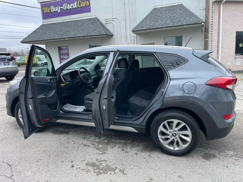 2017 Hyundai Tucson - Image 10 of 21