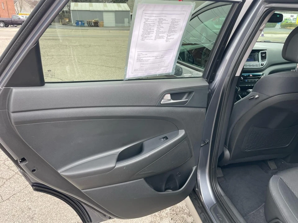 2017 Hyundai Tucson - Image 16 of 21