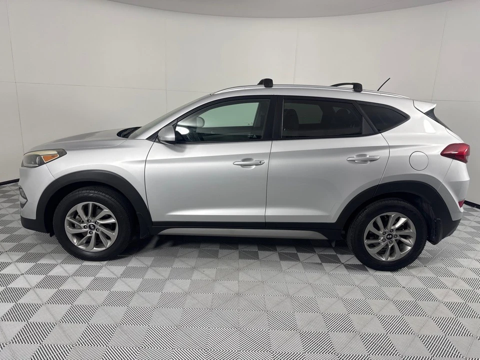2017 Hyundai Tucson - Image 7 of 12
