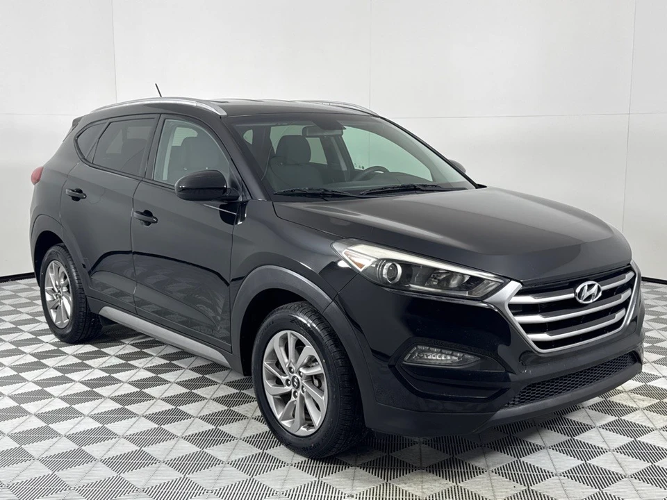 2017 Hyundai Tucson - Image 3 of 12