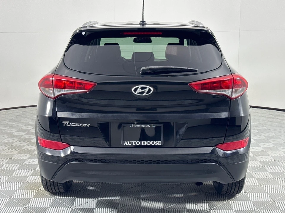 2017 Hyundai Tucson - Image 6 of 12
