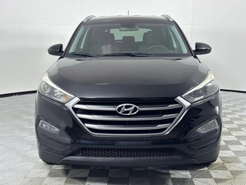 2017 Hyundai Tucson - Image 10 of 12