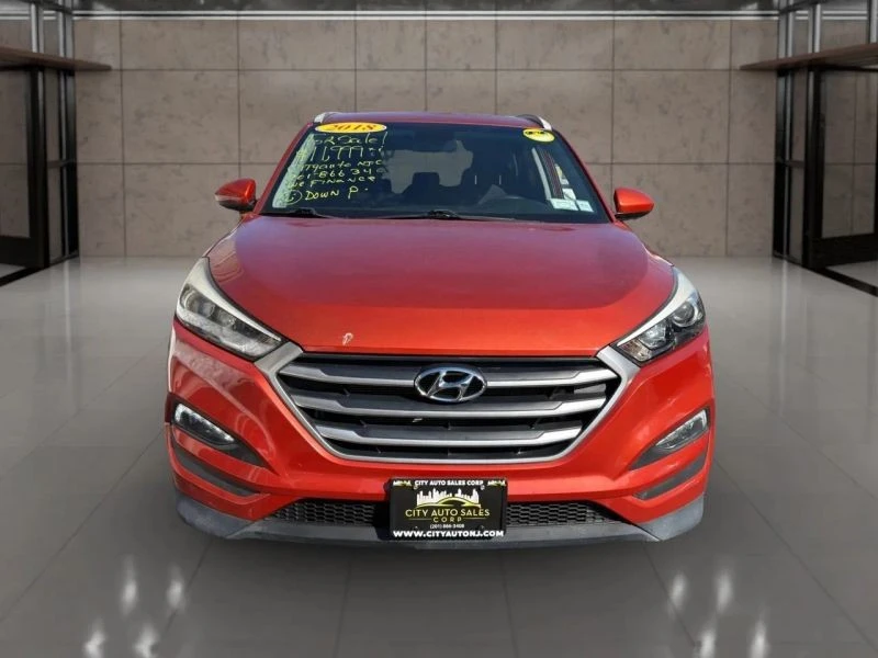 2017 Hyundai Tucson - Image 2 of 12