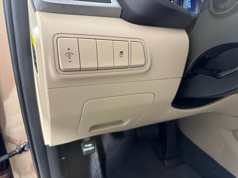 2017 Hyundai Tucson - Image 14 of 21