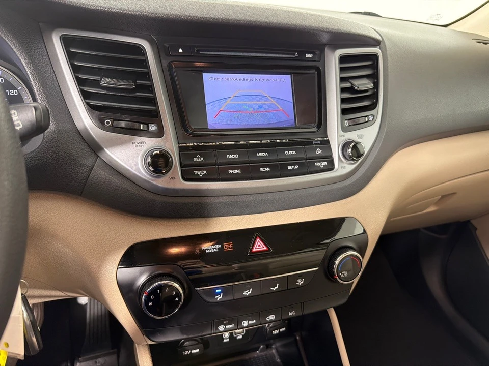 2017 Hyundai Tucson - Image 17 of 21