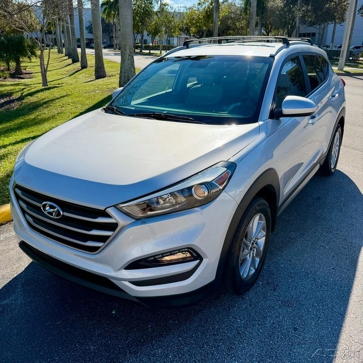 2017 Hyundai Tucson - Image 2 of 21