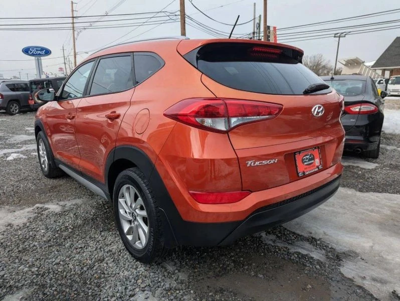 2017 Hyundai Tucson - Image 8 of 12