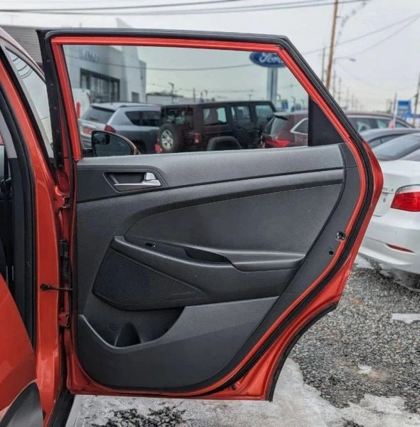2017 Hyundai Tucson - Image 11 of 12