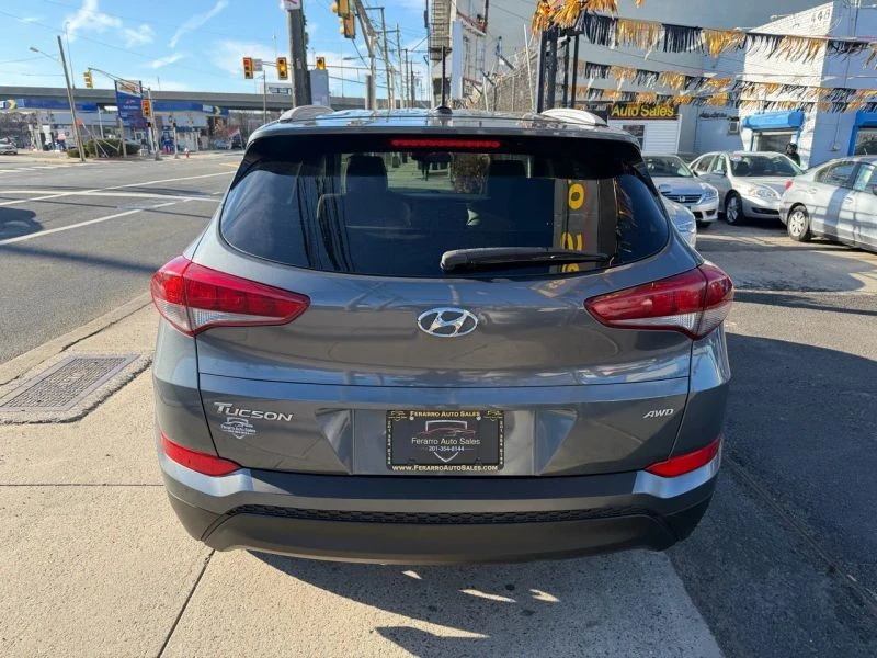 2017 Hyundai Tucson - Image 4 of 12