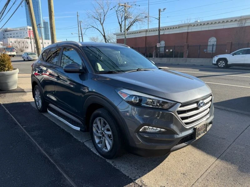2017 Hyundai Tucson - Image 7 of 12