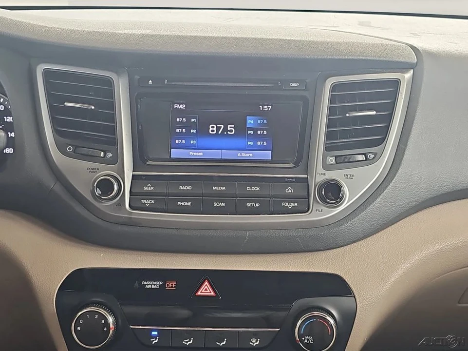 2017 Hyundai Tucson - Image 17 of 21