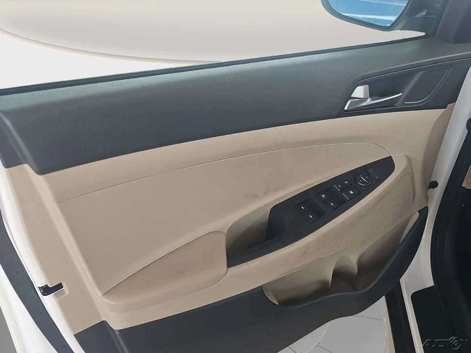 2017 Hyundai Tucson - Image 13 of 21