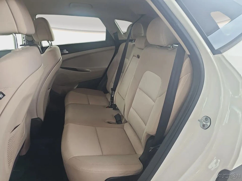 2017 Hyundai Tucson - Image 14 of 21