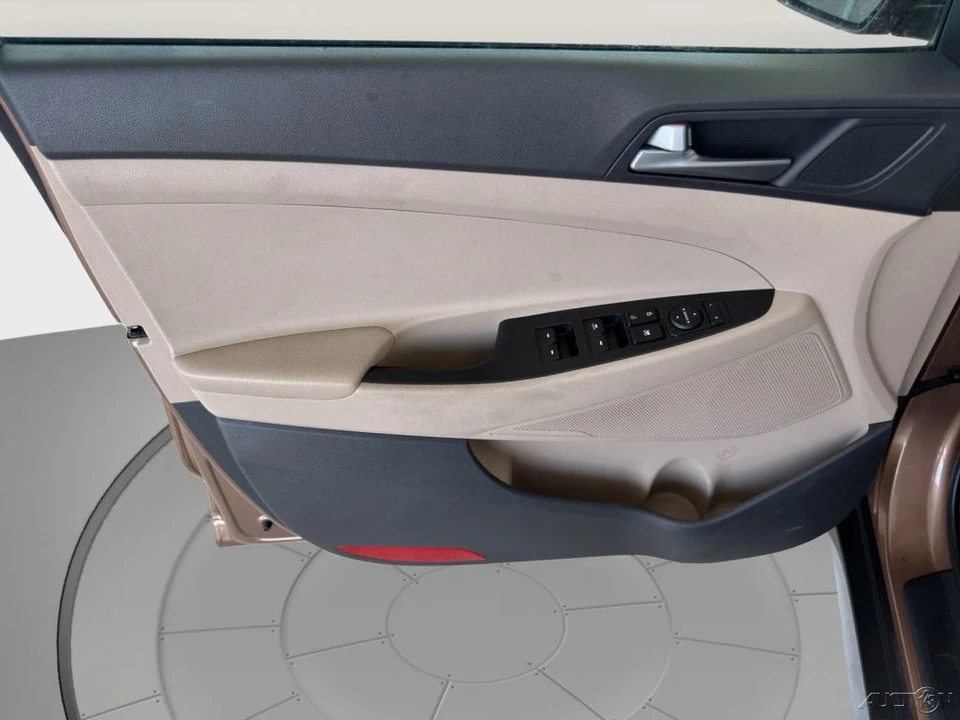 2017 Hyundai Tucson - Image 10 of 21