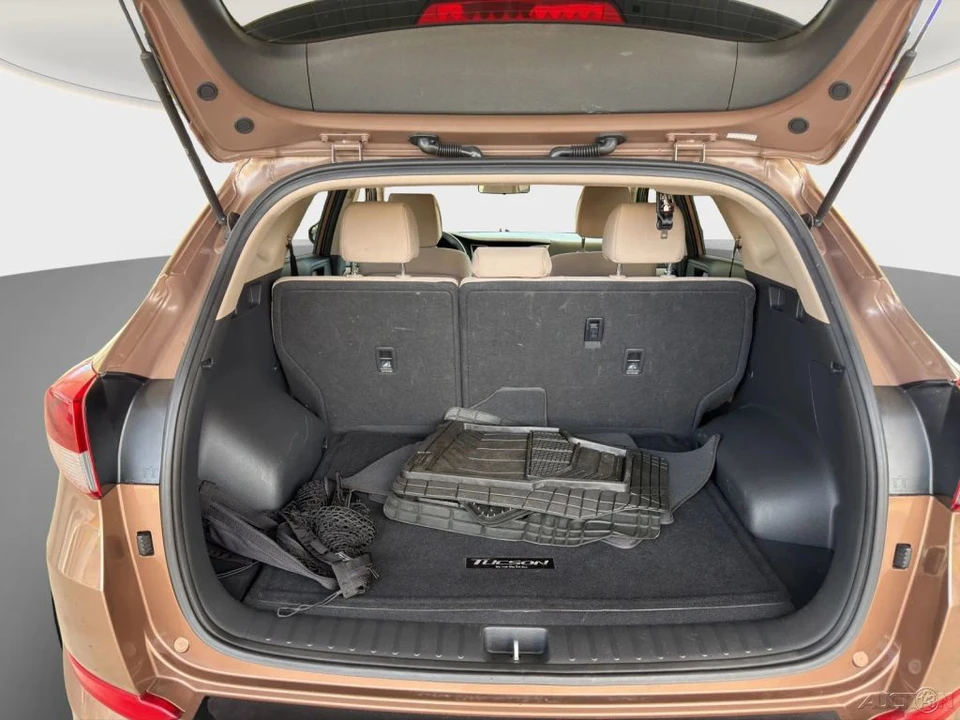 2017 Hyundai Tucson - Image 19 of 21