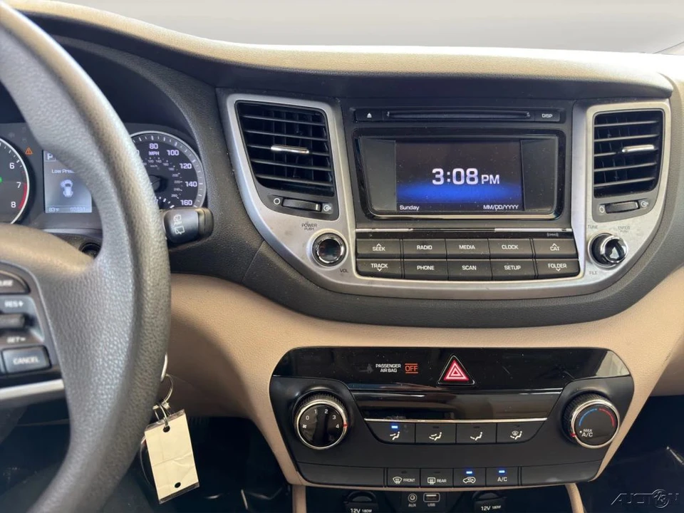 2017 Hyundai Tucson - Image 14 of 21