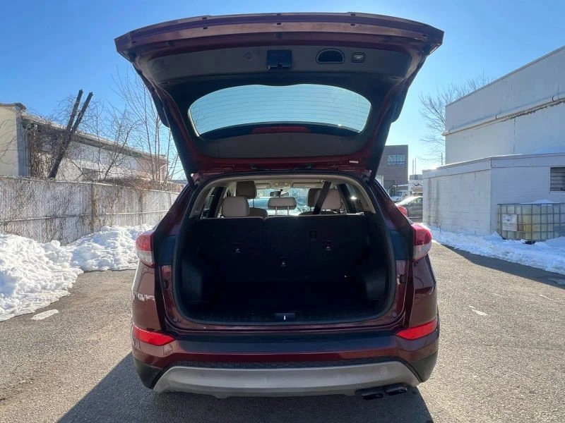 2017 Hyundai Tucson - Image 10 of 12