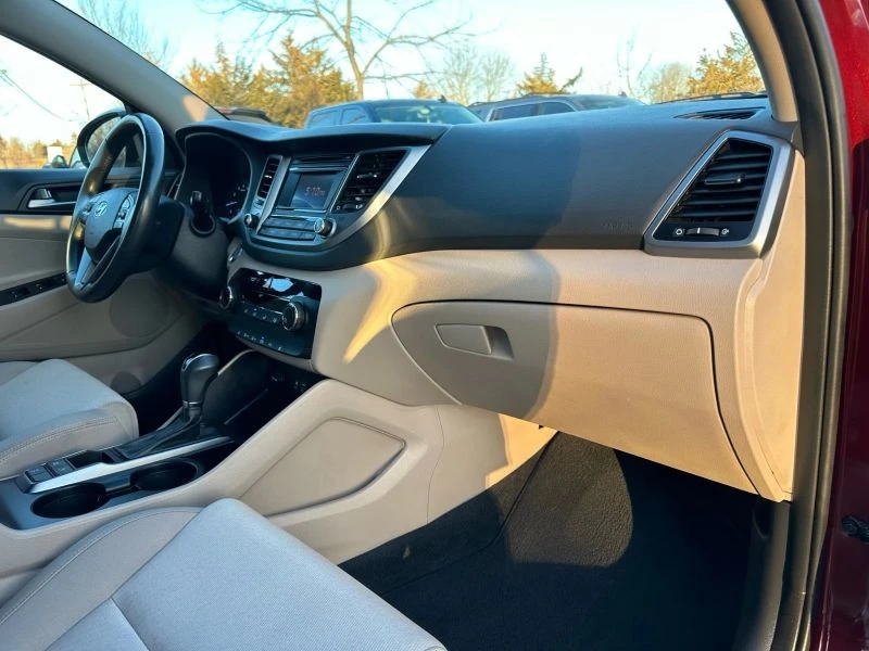 2017 Hyundai Tucson - Image 12 of 12