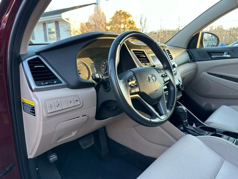 2017 Hyundai Tucson - Image 10 of 12